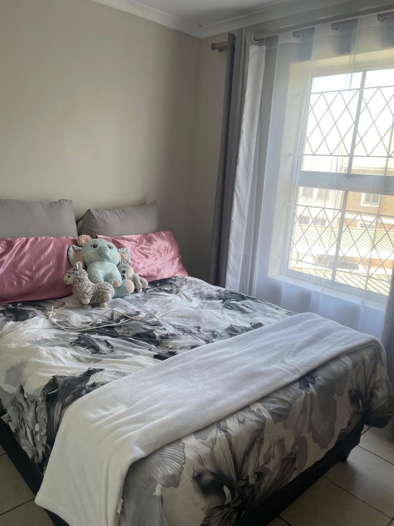 To Let 2 Bedroom Property for Rent in La Colline Western Cape